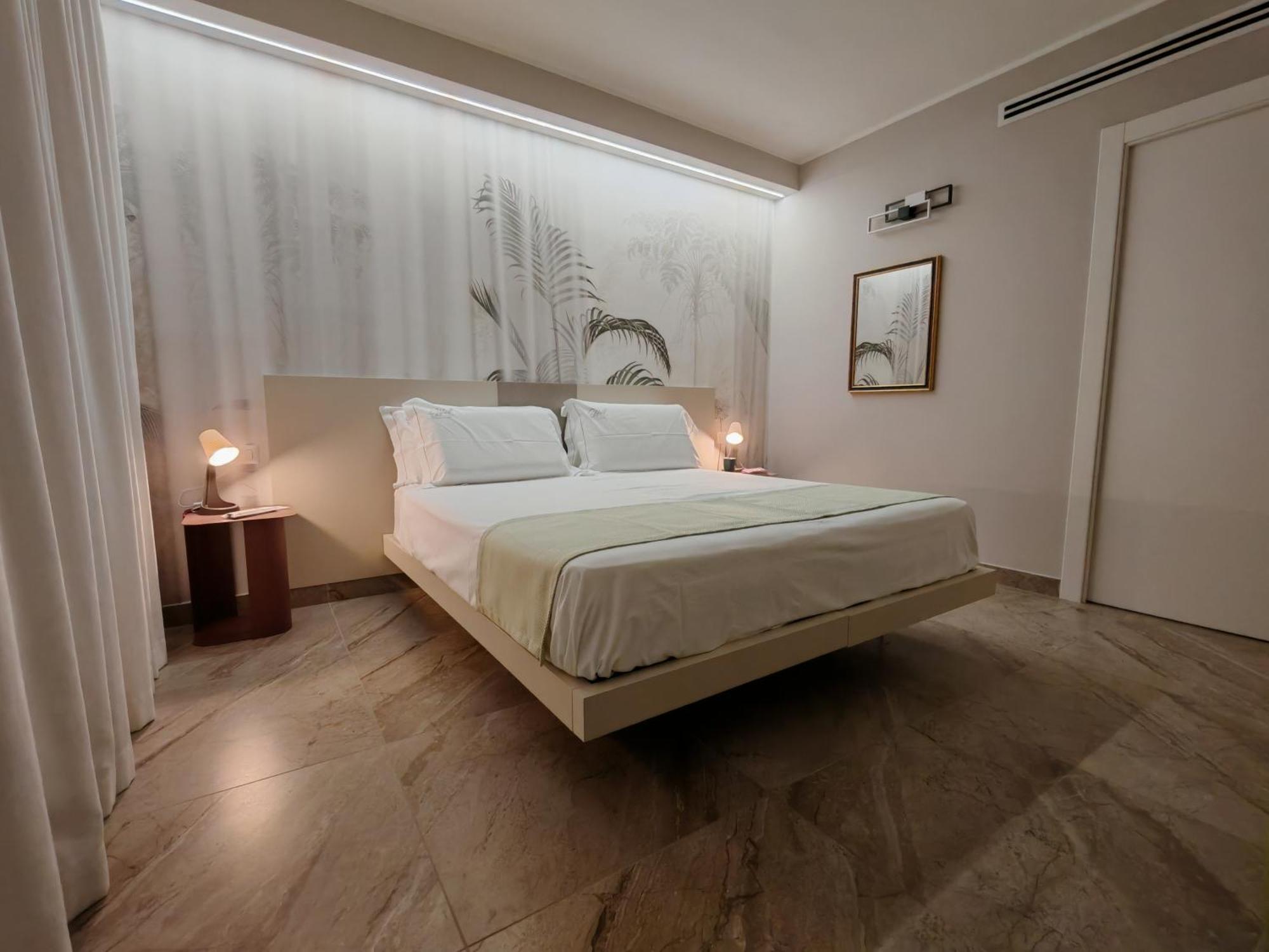 Effe4 Lovely Room Bari Exterior photo